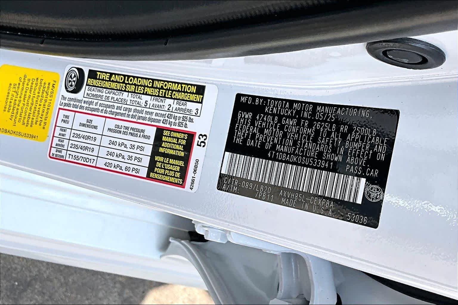 Used 2025 Wind Chill Pearl Toyota XSE image 35