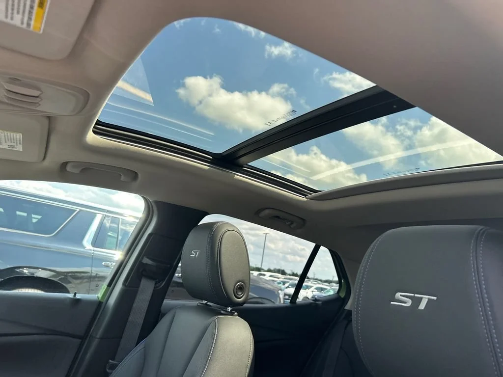 New 2026 Ocean Blue Metallic Buick Sport Touring image 30