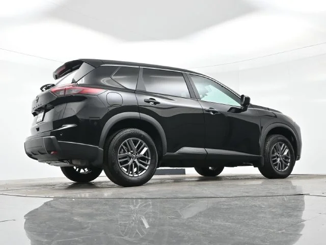Used 2026 Super Black Nissan S image 29