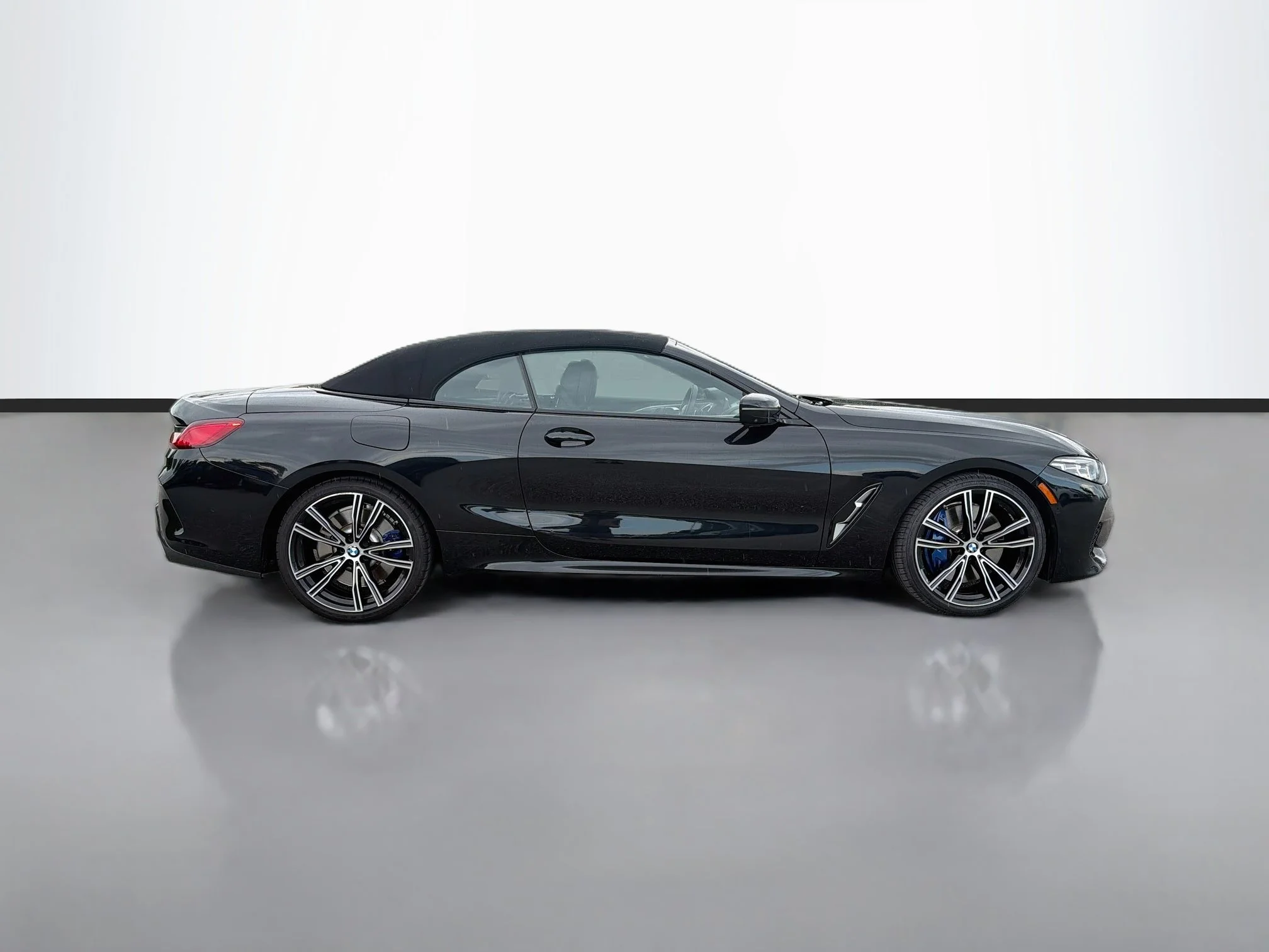 Used 2022 Black Sapphire Metallic BMW 840i image 6