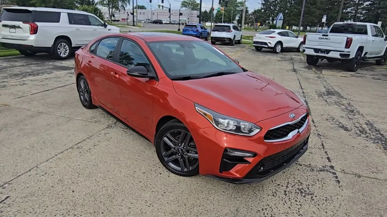 Used 2021 Orange Kia GT-Line image 2