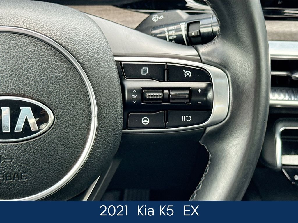 Used 2021 Black Kia EX image 27