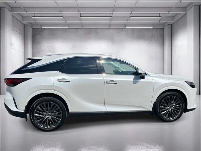 Certified Used 2024 EMINENT WHITE PEARL Lexus 350 Luxury image 2