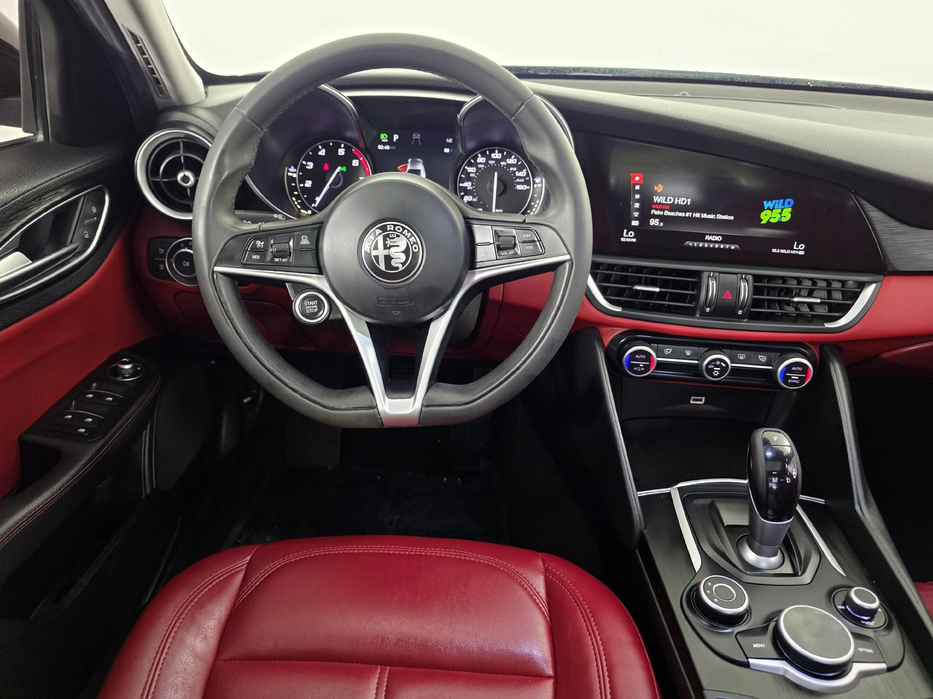 2017 Alfa Romeo Giulia Base - Photo 24