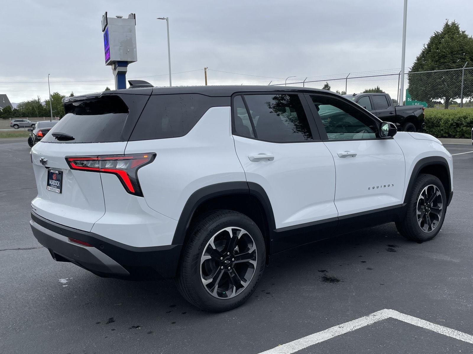 New 2026 Summit White Chevrolet LT image 8