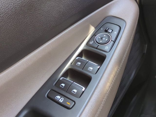Used 2022 Gray Hyundai SEL Convenience image 23