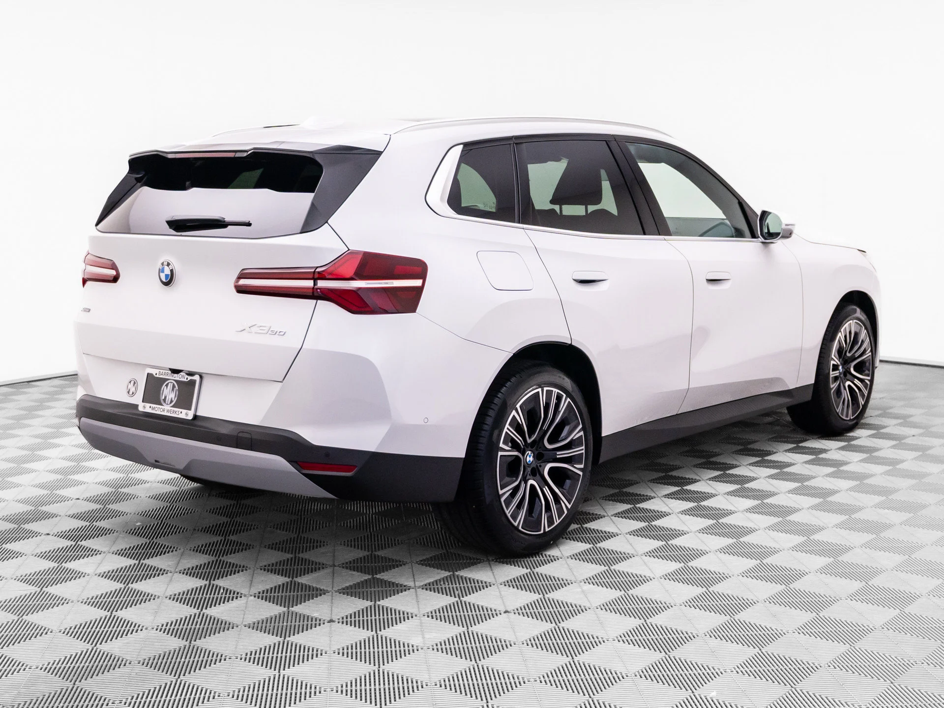 New 2026 White BMW 30 xDrive image 6