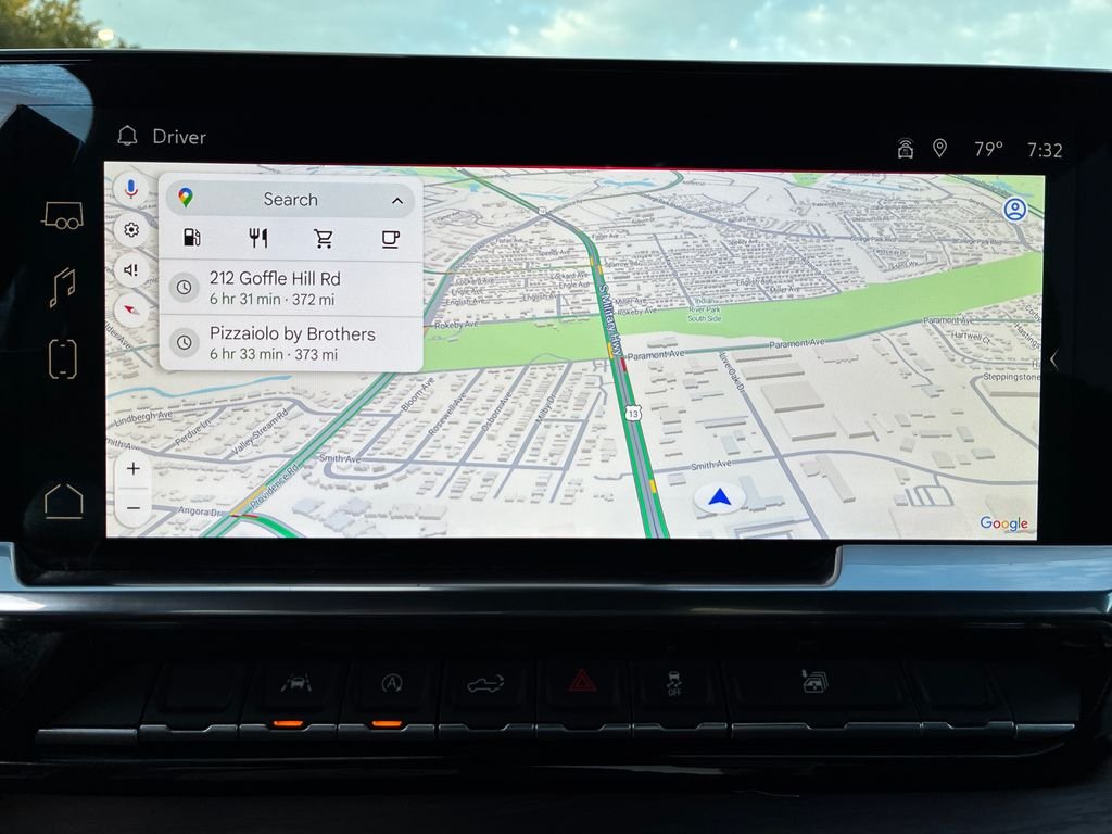 Used 2025 Black GMC SLT image 20