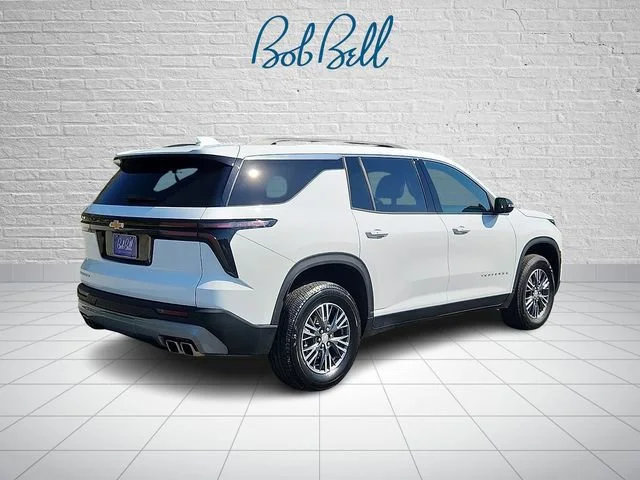 2025 Chevrolet Traverse LT - Photo 6