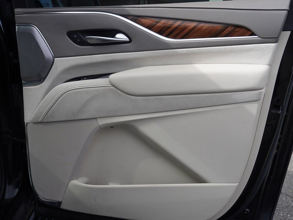 Used 2023 Black Cadillac Premium Luxury Platinum image 31