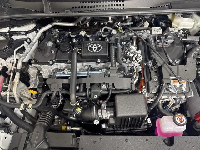 Used 2025 Pearl Toyota SE image 9