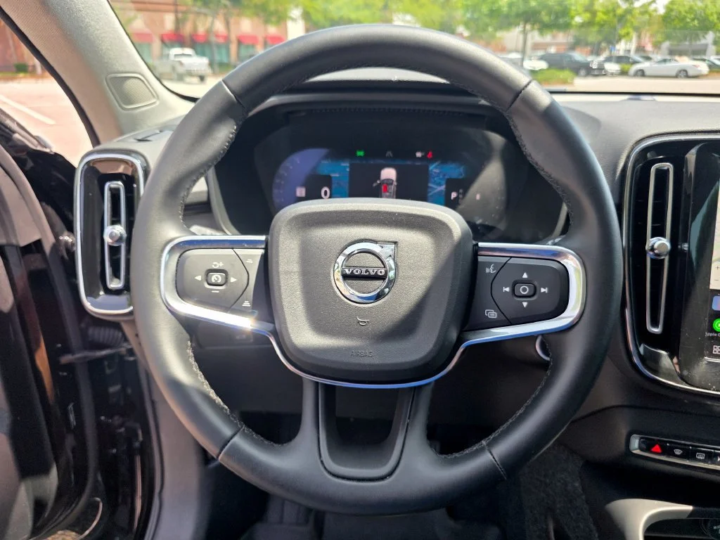 Used 2026  Volvo Plus image 21