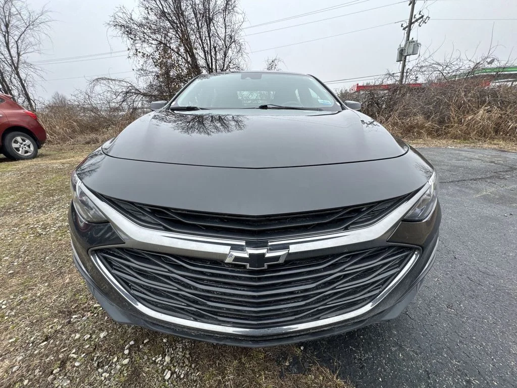 Used 2024 Black Chevrolet LT image 25