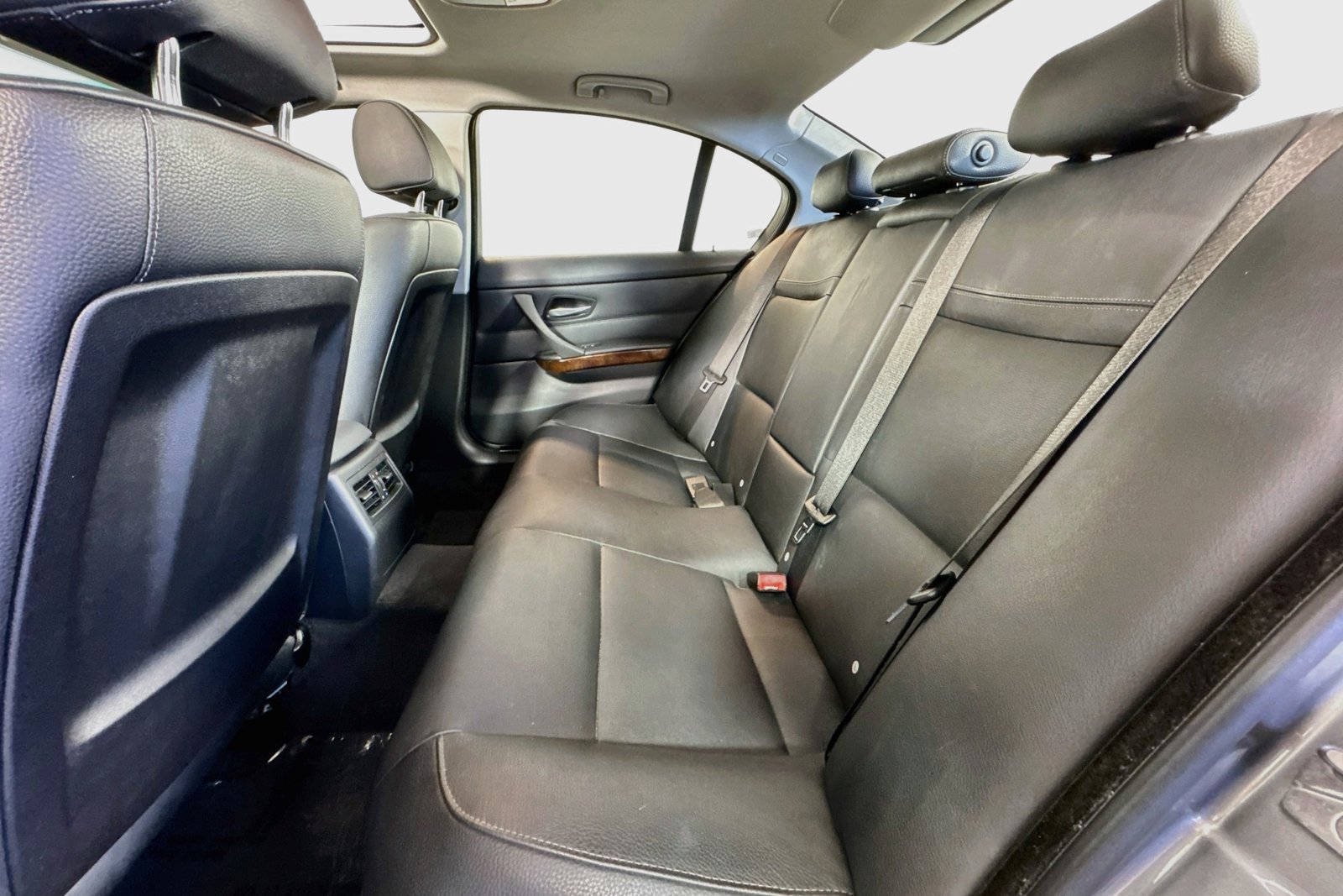 Used 2010 Space Gray Metallic BMW 335i image 22