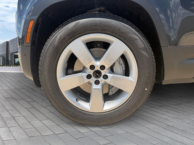 New 2026 Carpathian Grey Land Rover S image 9