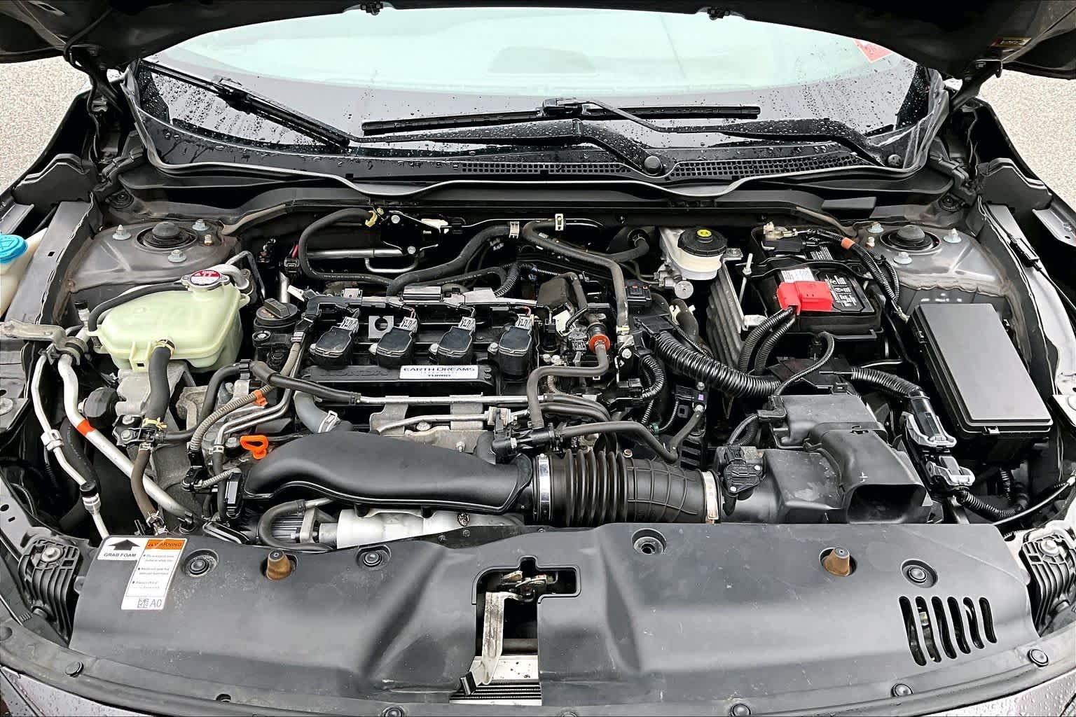 Used 2018 Modern Steel Metallic Honda  image 30