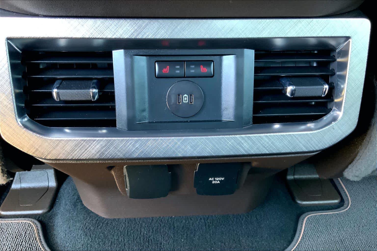 Used 2024 Glacier Gray Metallic Tri-Coat Ford King Ranch image 36