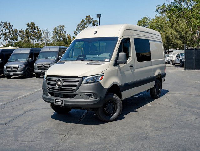 2026 Mercedes-Benz Sprinter Crew Van 2500 High Roof I4 Diesel HO 144 AWD