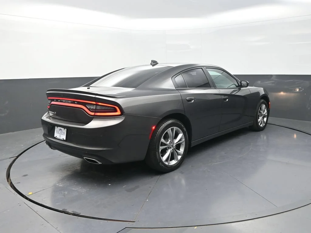 Used 2020 Gray Dodge SXT image 11