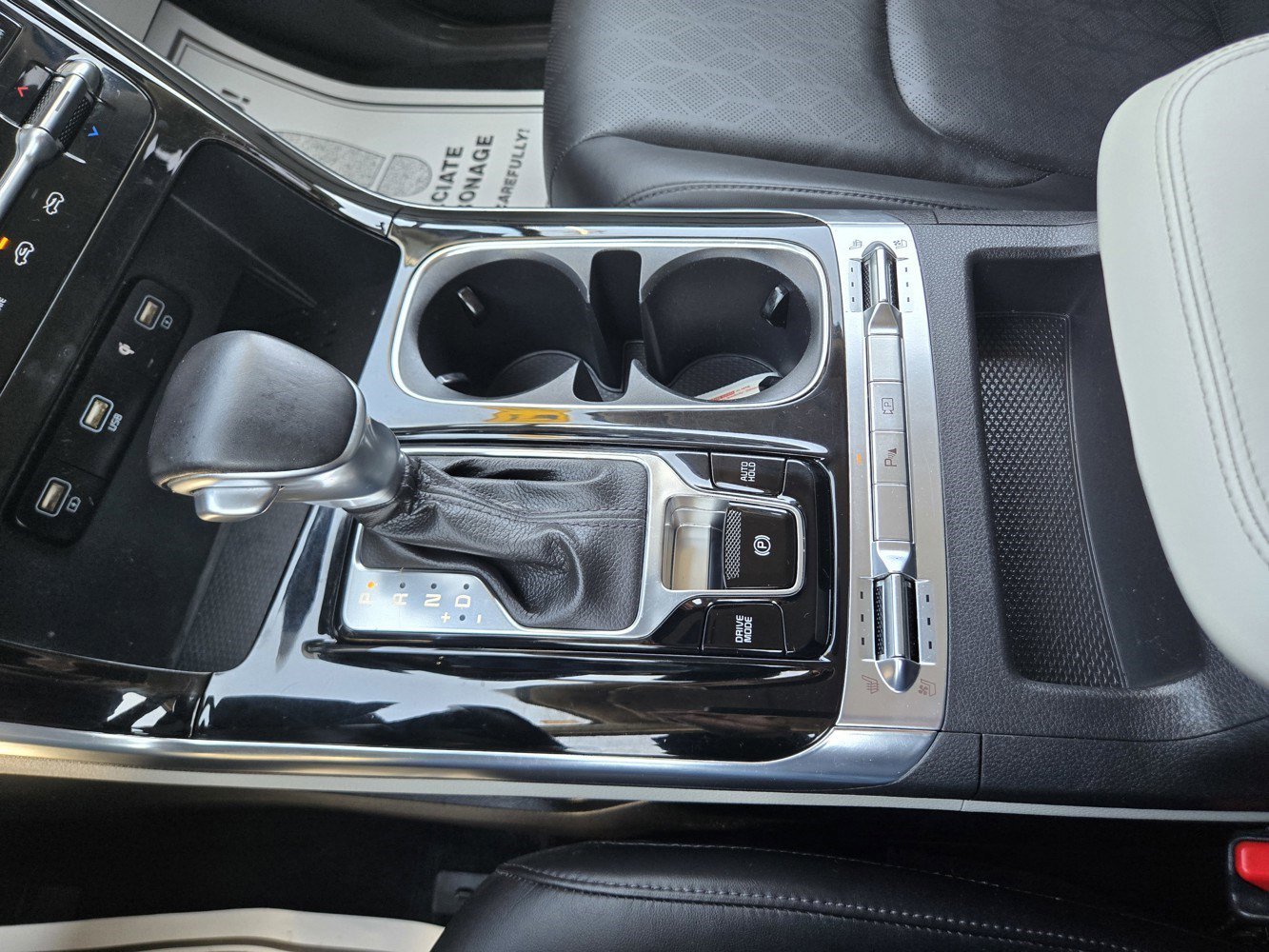 Used 2022 Ceramic Silver Kia SX image 11