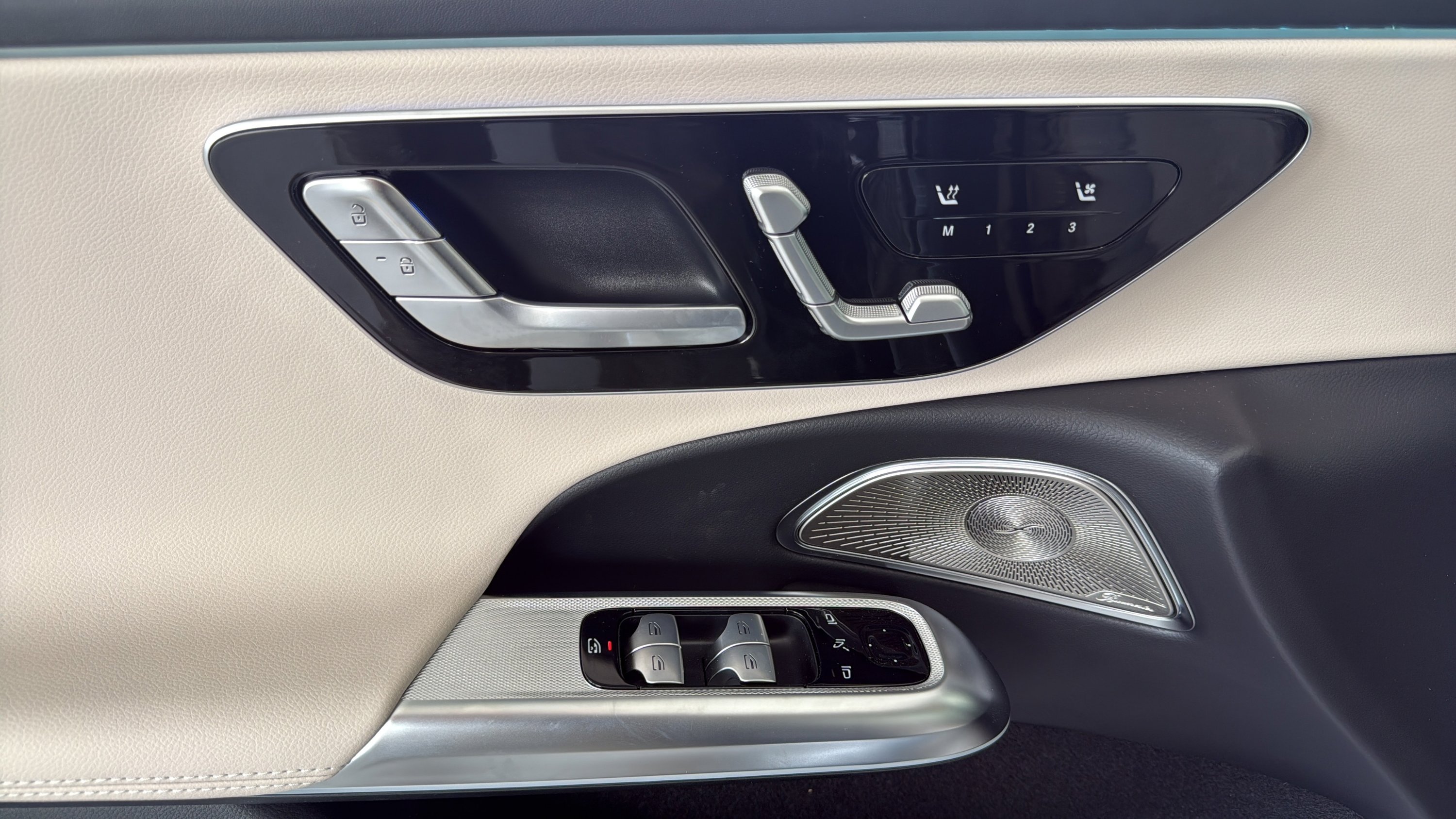 New 2026 Graphite Grey Metallic Mercedes-Benz E 450 image 12