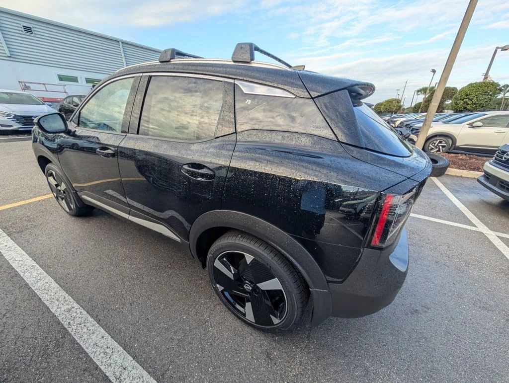 2025 Nissan Kicks SR - Photo 7