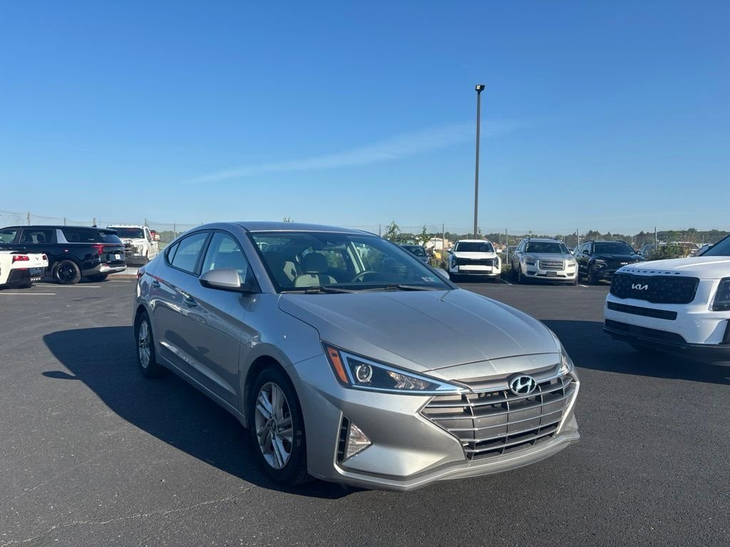 Used 2020 Silver Hyundai SEL image 1
