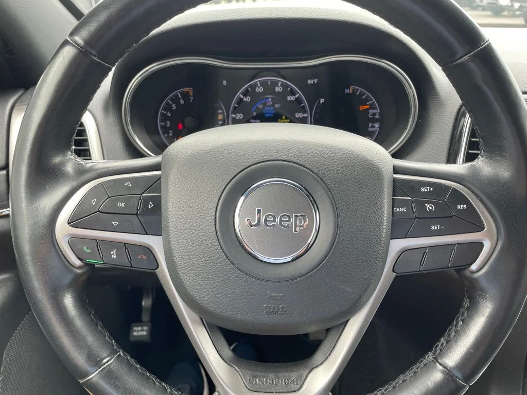 Used 2022 Black Jeep Limited image 16