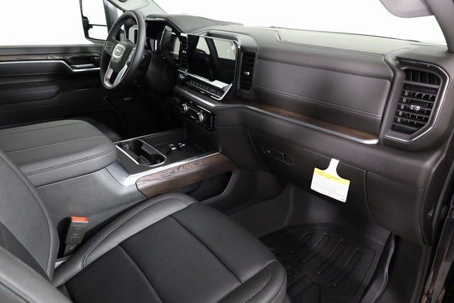 2025 GMC Sierra 2500HD SLT - Photo 20