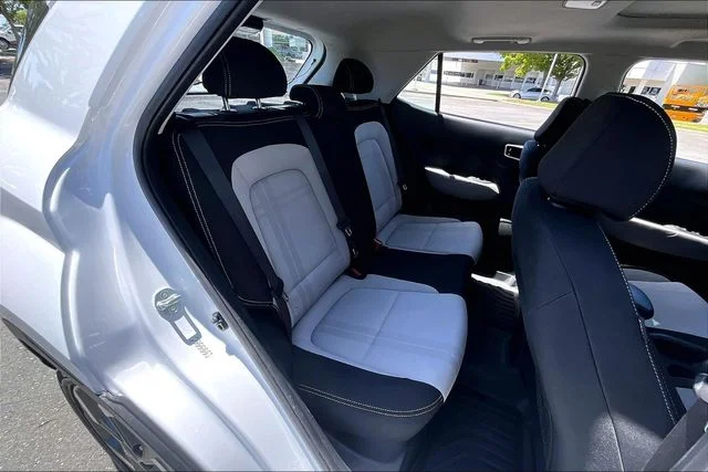 Used 2023 Ceramic White Hyundai SEL image 27