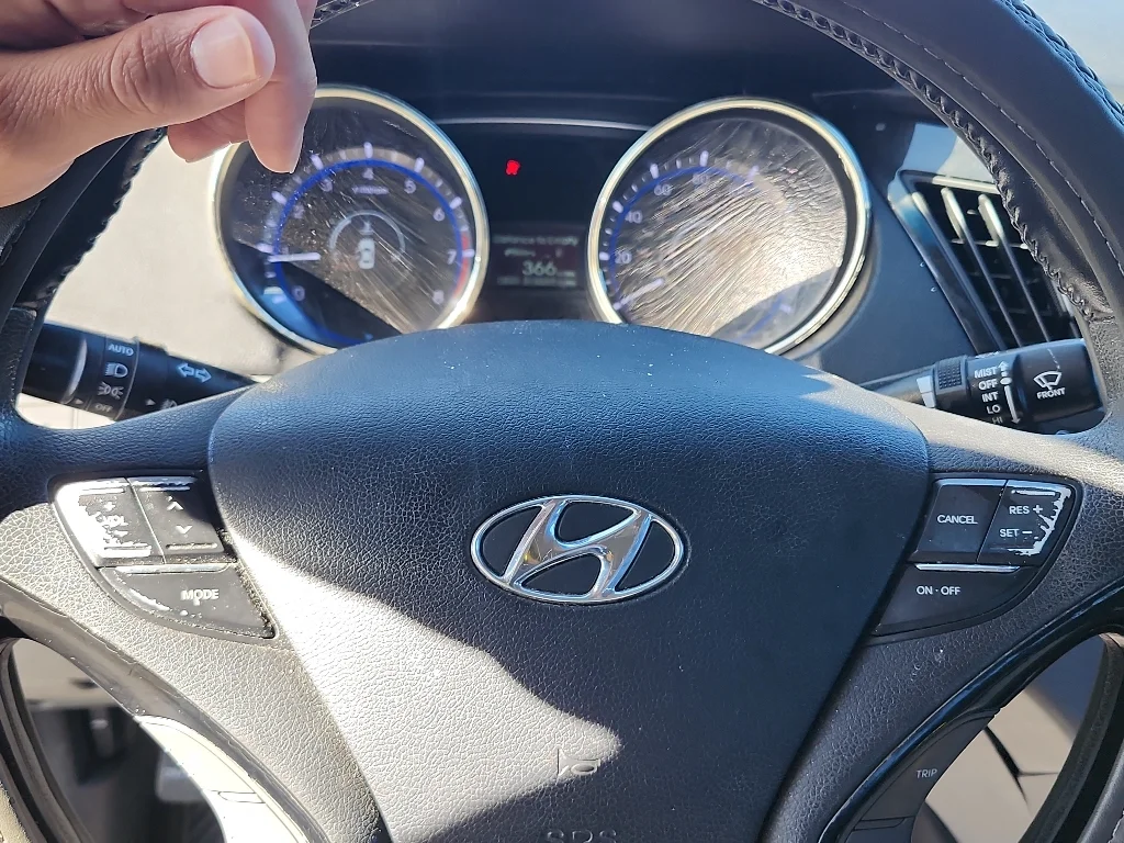 Used 2013 Radiant Silver Metallic Hyundai Limited PZEV image 15