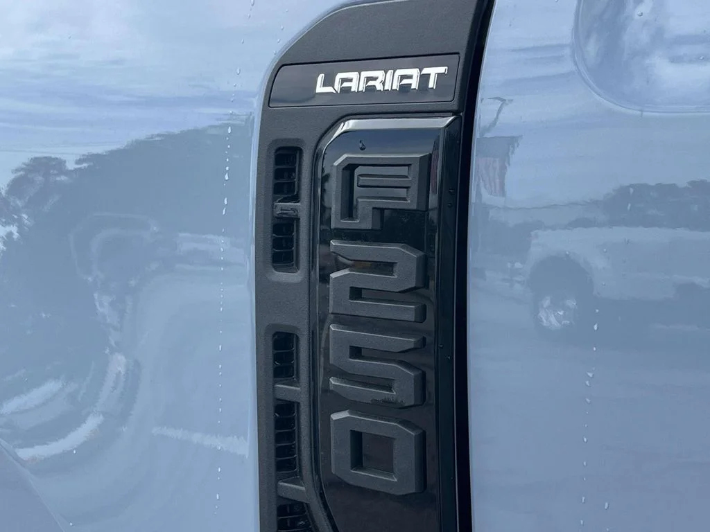 New 2026 Gray Ford Lariat image 8