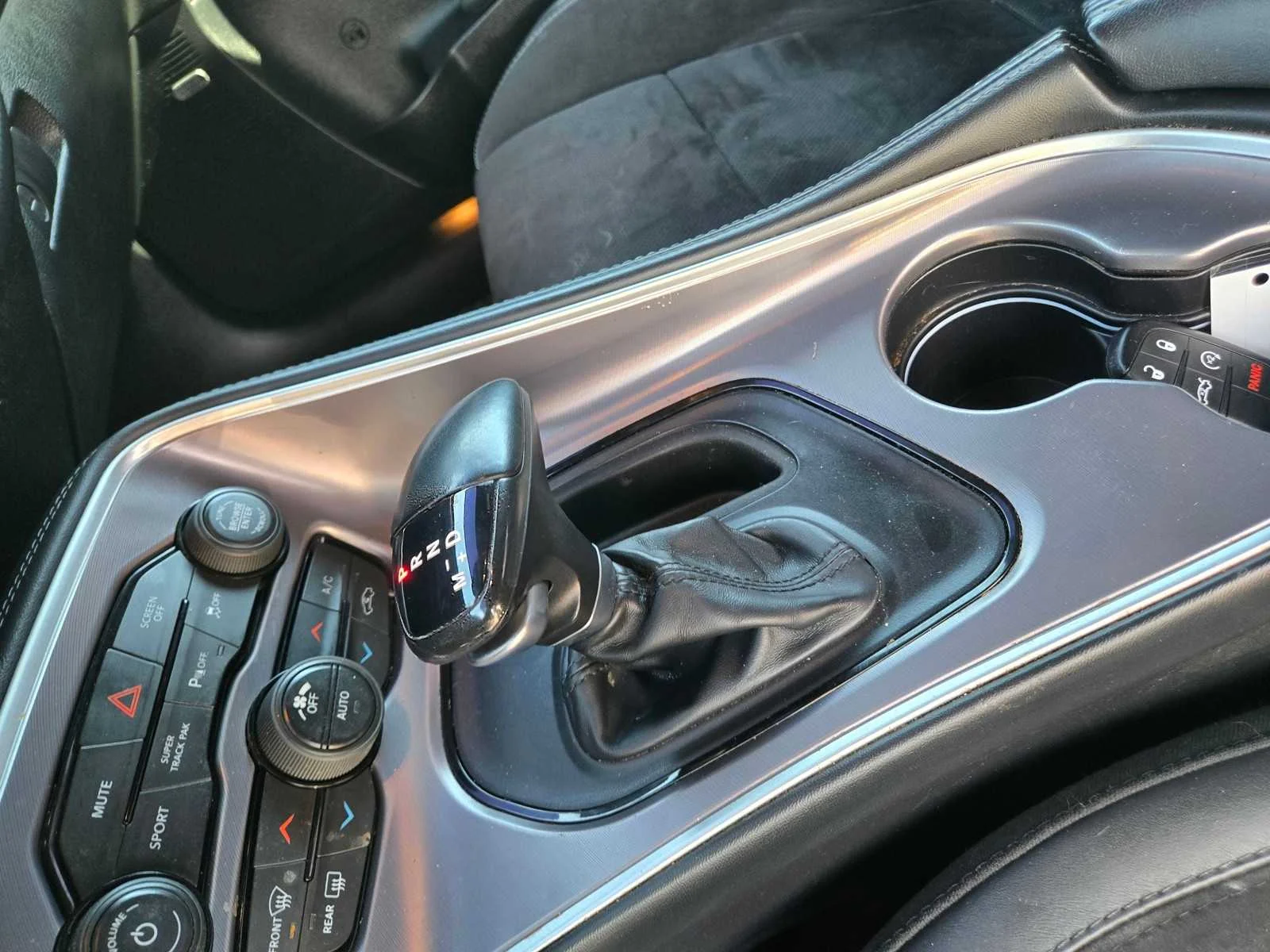 Used 2020  Dodge GT image 13