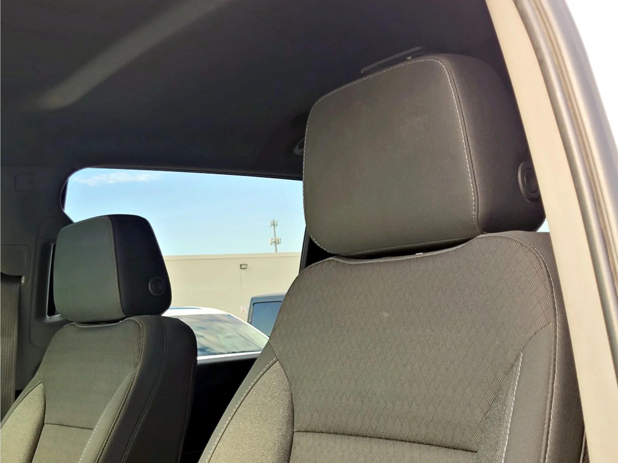 Used 2021 Summit White GMC SLE image 22