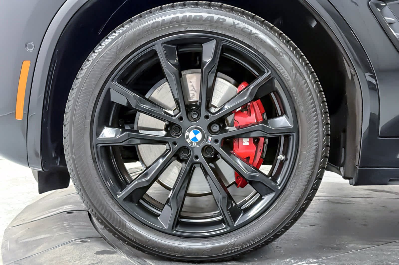 Used 2022 Black Sapphire Metallic BMW M40i image 27