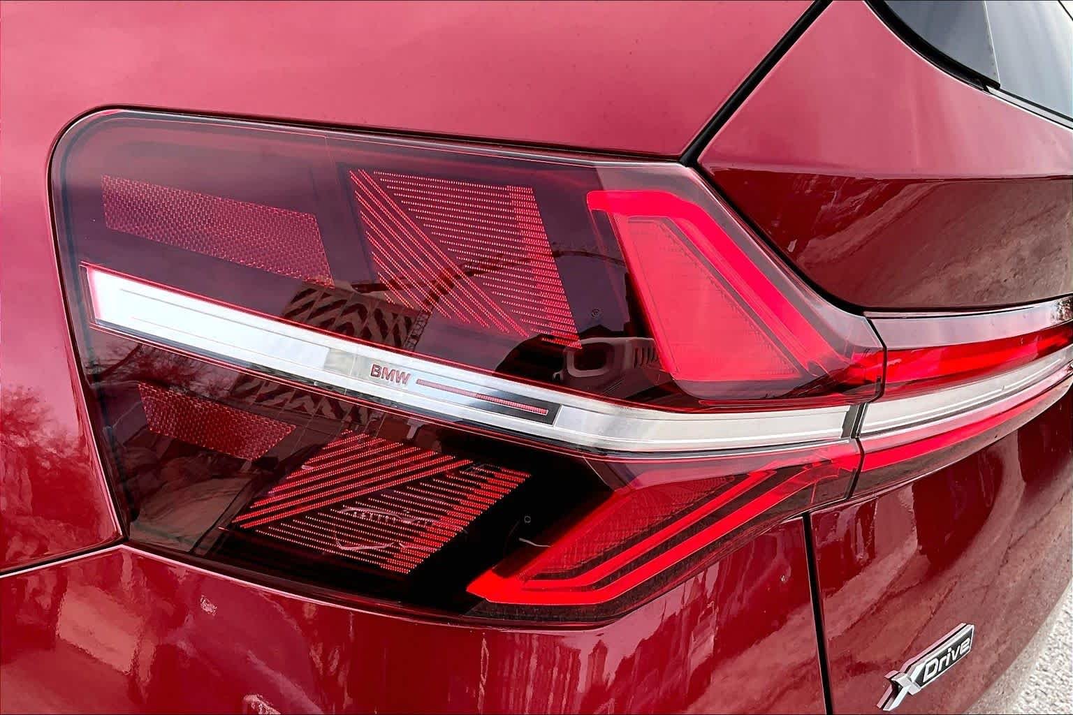 Used 2026 Vegas Red Metallic BMW 30 xDrive image 28