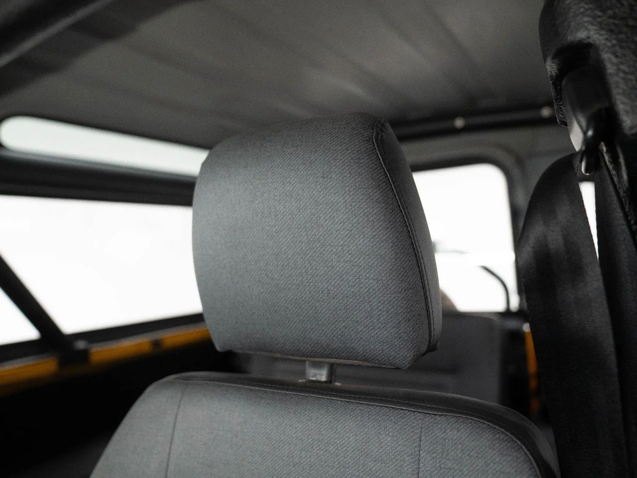 Used 1995 AA YELLOW Land Rover Soft Top image 12
