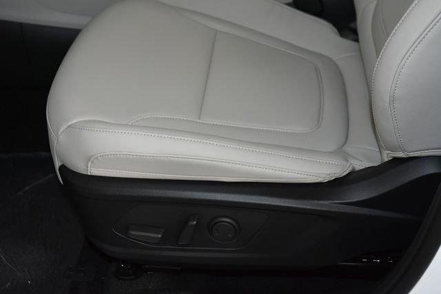 New 2026 White Hyundai SEL Plus AWD image 70