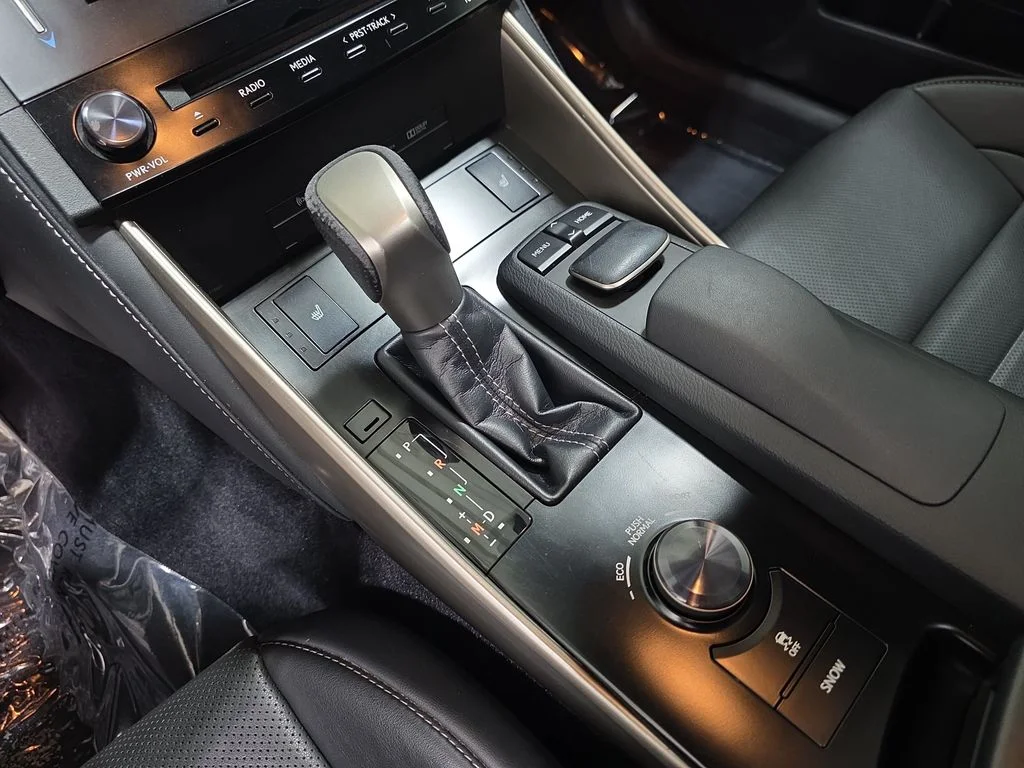 Used 2014 Obsidian Lexus 350 image 25