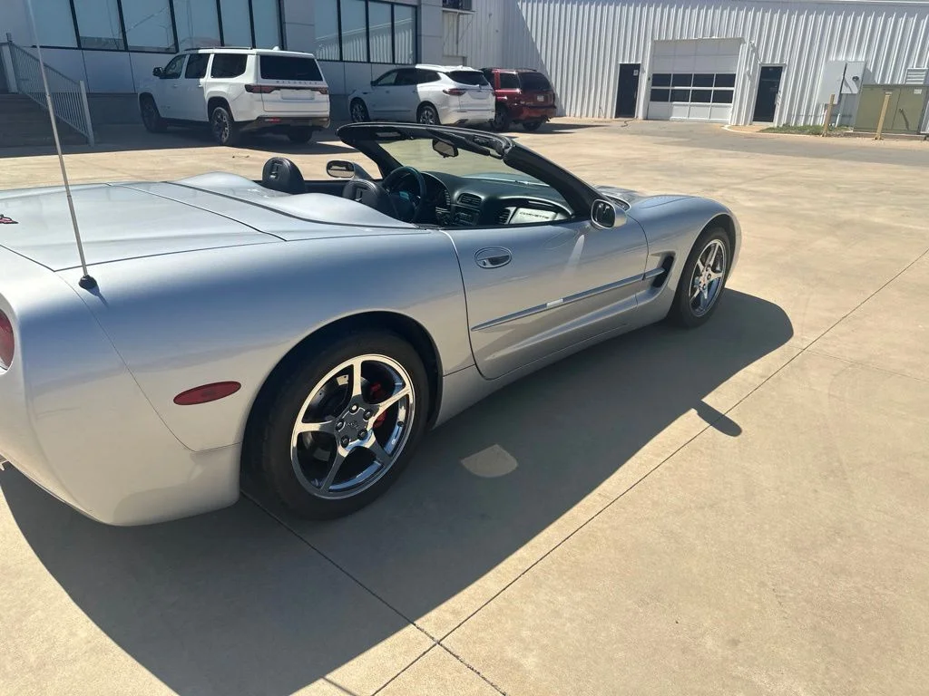 Used 1998 Silver Chevrolet Base image 28