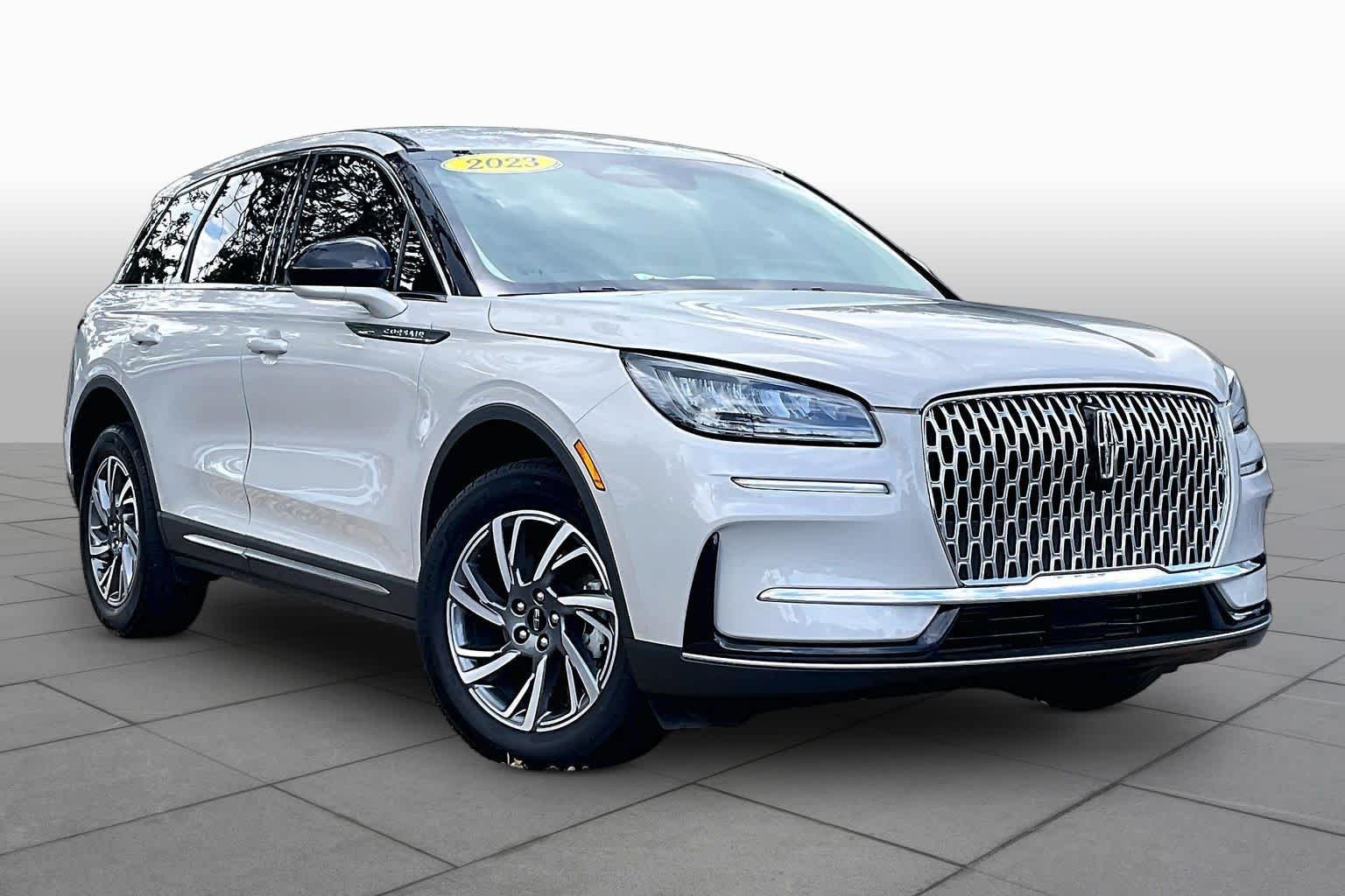 Pre-Owned 2023 Lincoln Corsair Standard