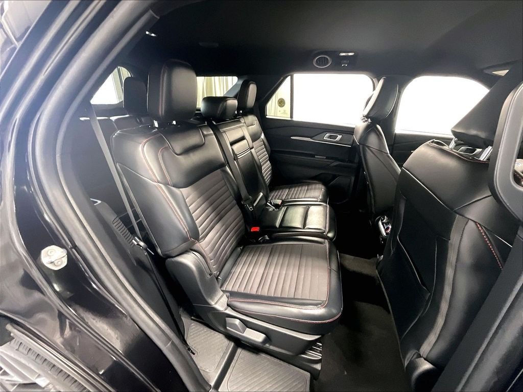 Used 2025 Black Ford ST-Line image 16