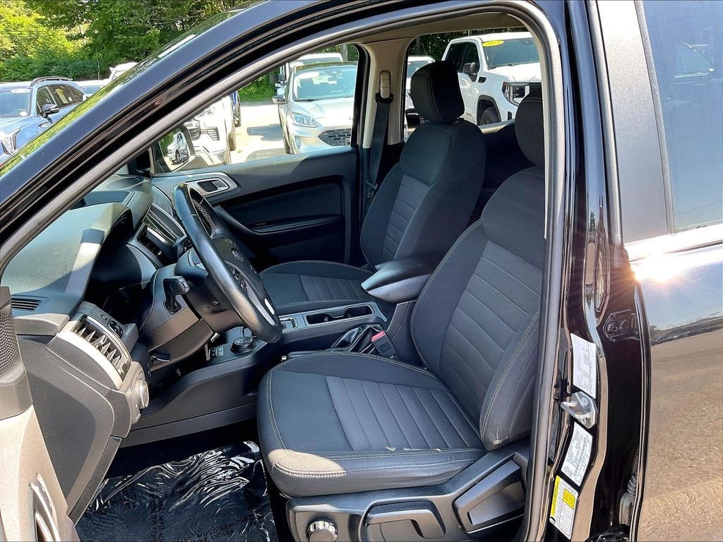 Used 2020 Black Ford XLT image 10