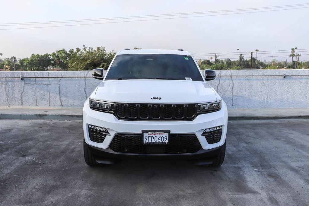 Used 2023 Bright White Clearcoat Jeep Limited image 3