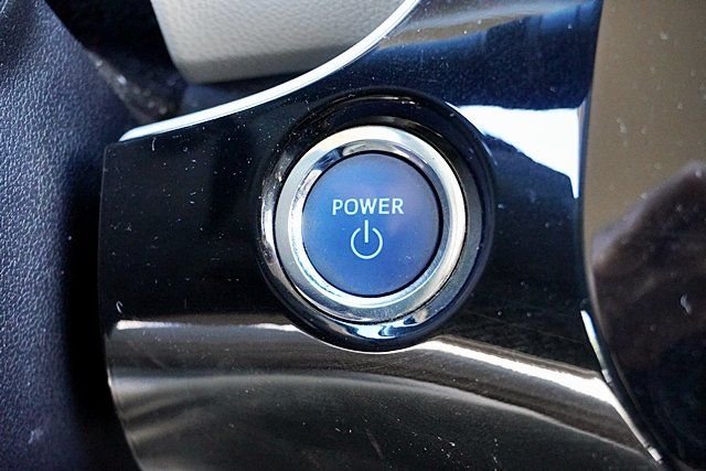 Used 2016 Red Toyota Two image 27