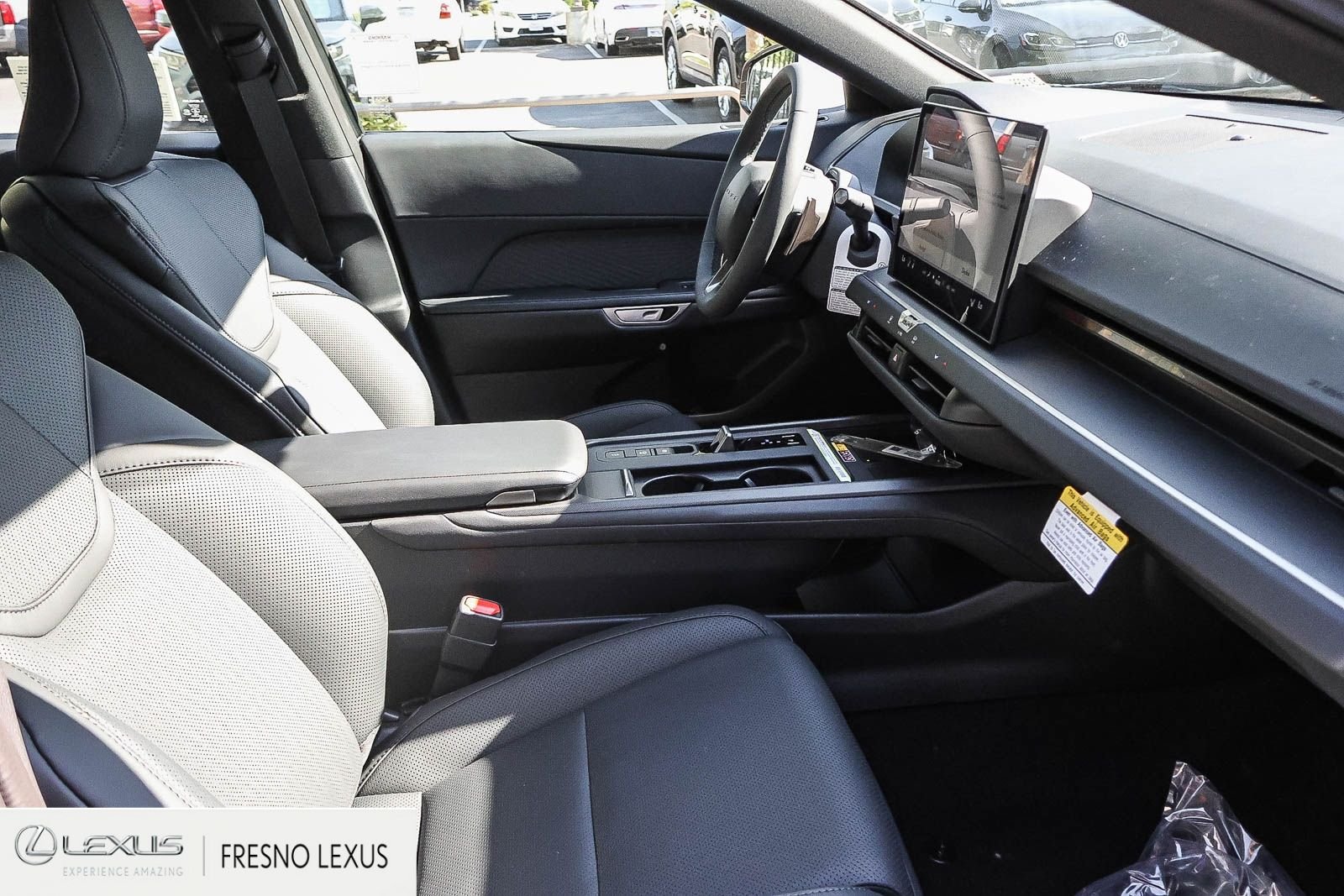 New 2026 Ultra White Lexus ES 350e PREMIUM image 12