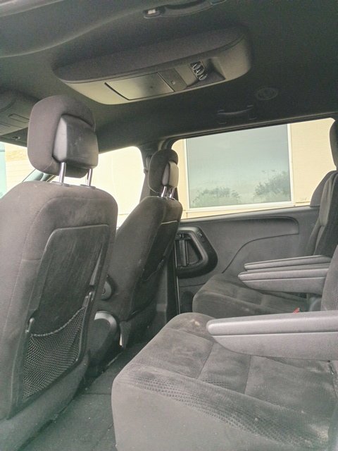 Used 2017 Silver Dodge SE Plus image 5