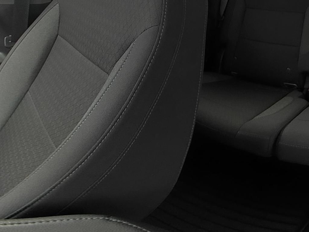 2025 Chevrolet Silverado 1500 Custom - Photo 12