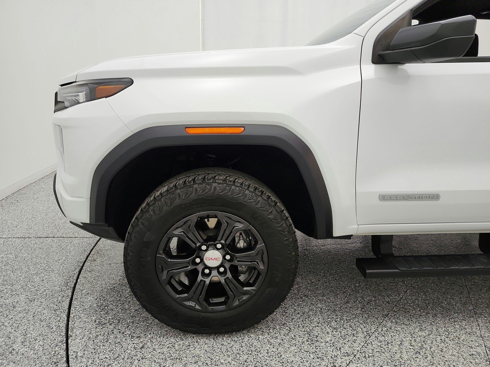 Used 2024 Summit White GMC 2WD Crew Cab Elevation image 17