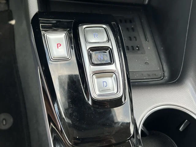 Used 2023 White Hyundai Limited image 25